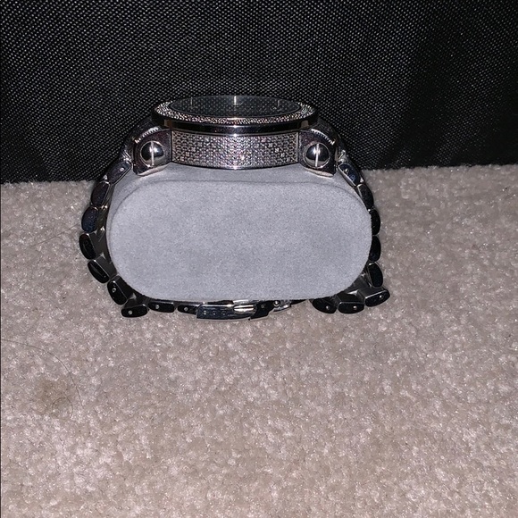 Diamond watch - Picture 4 of 5